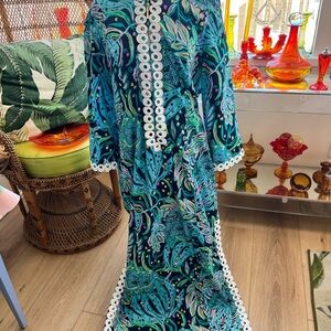 Lilly Pulitzer- from the vintage inspired capsule collection a few years back 16